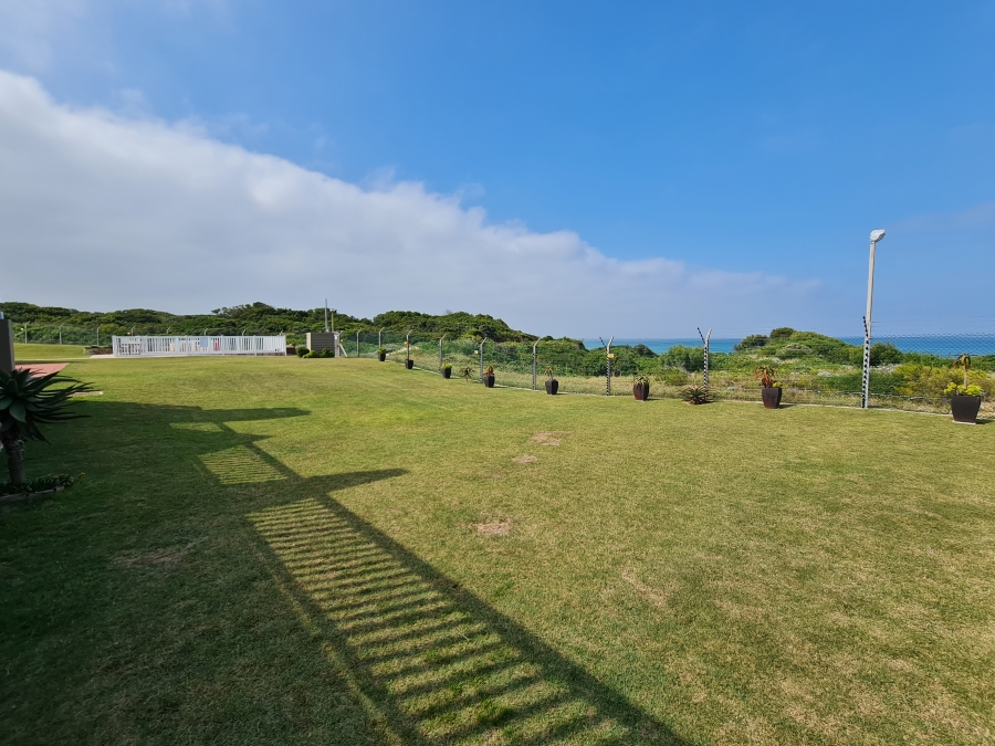 2 Bedroom Property for Sale in Marina Martinique Eastern Cape